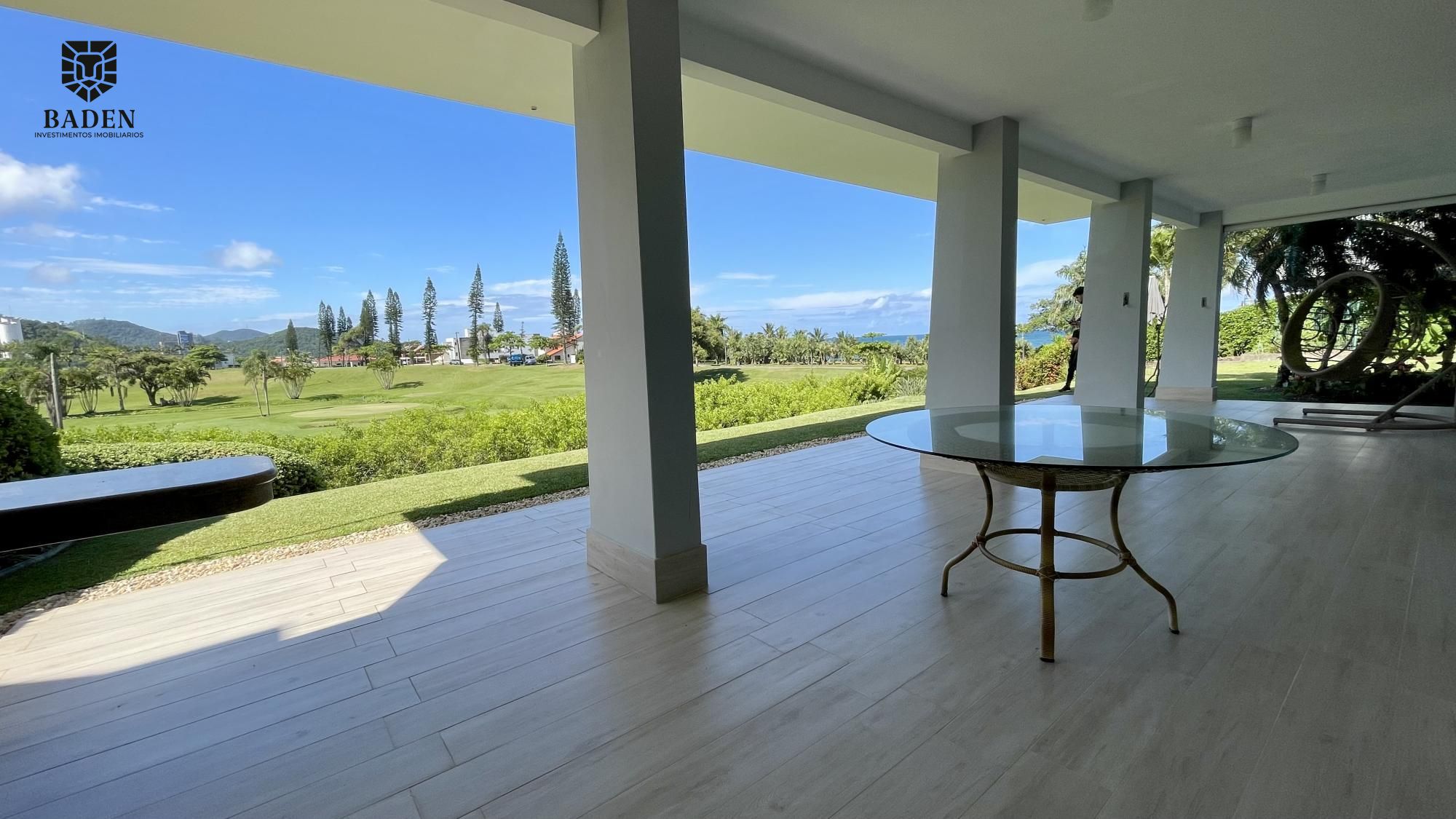 Casa de Condomínio à venda e aluguel com 5 quartos, 420m² - Foto 3
