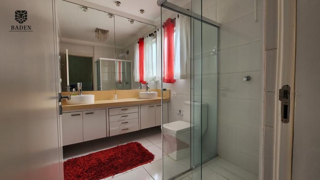 Apartamento à venda com 3 quartos, 135m² - Foto 25
