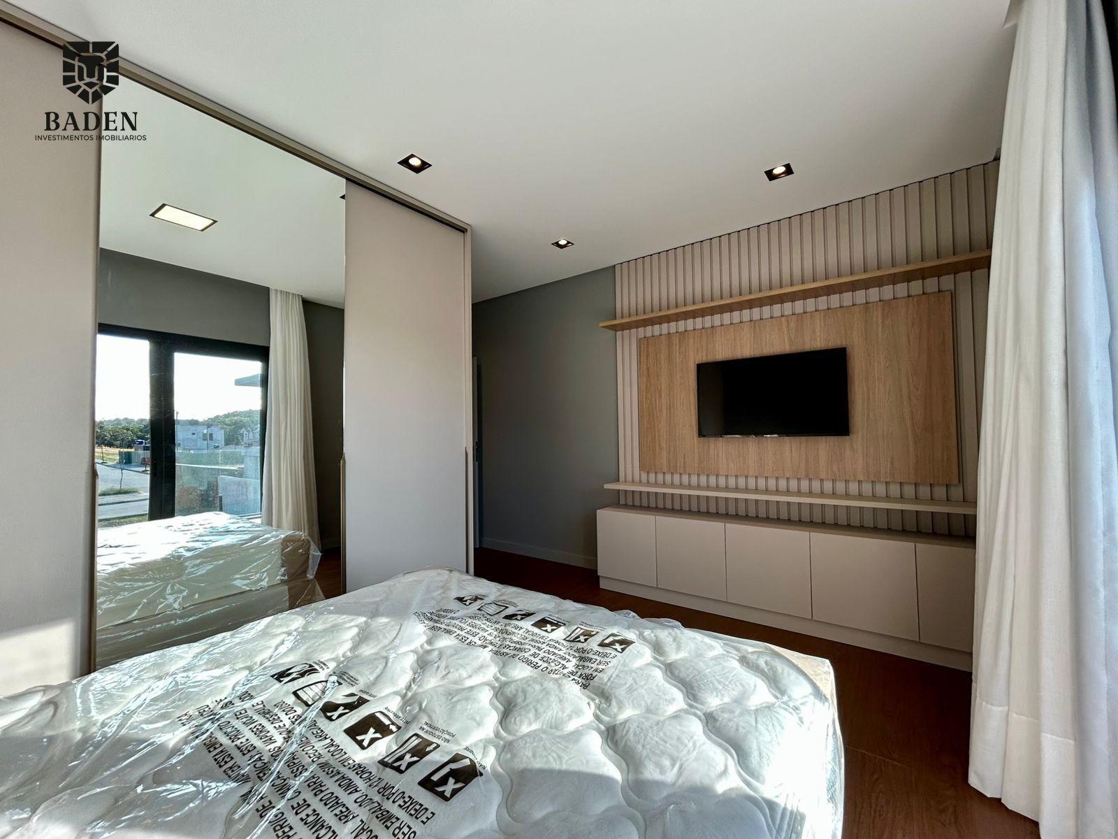 Casa à venda com 4 quartos, 296m² - Foto 26