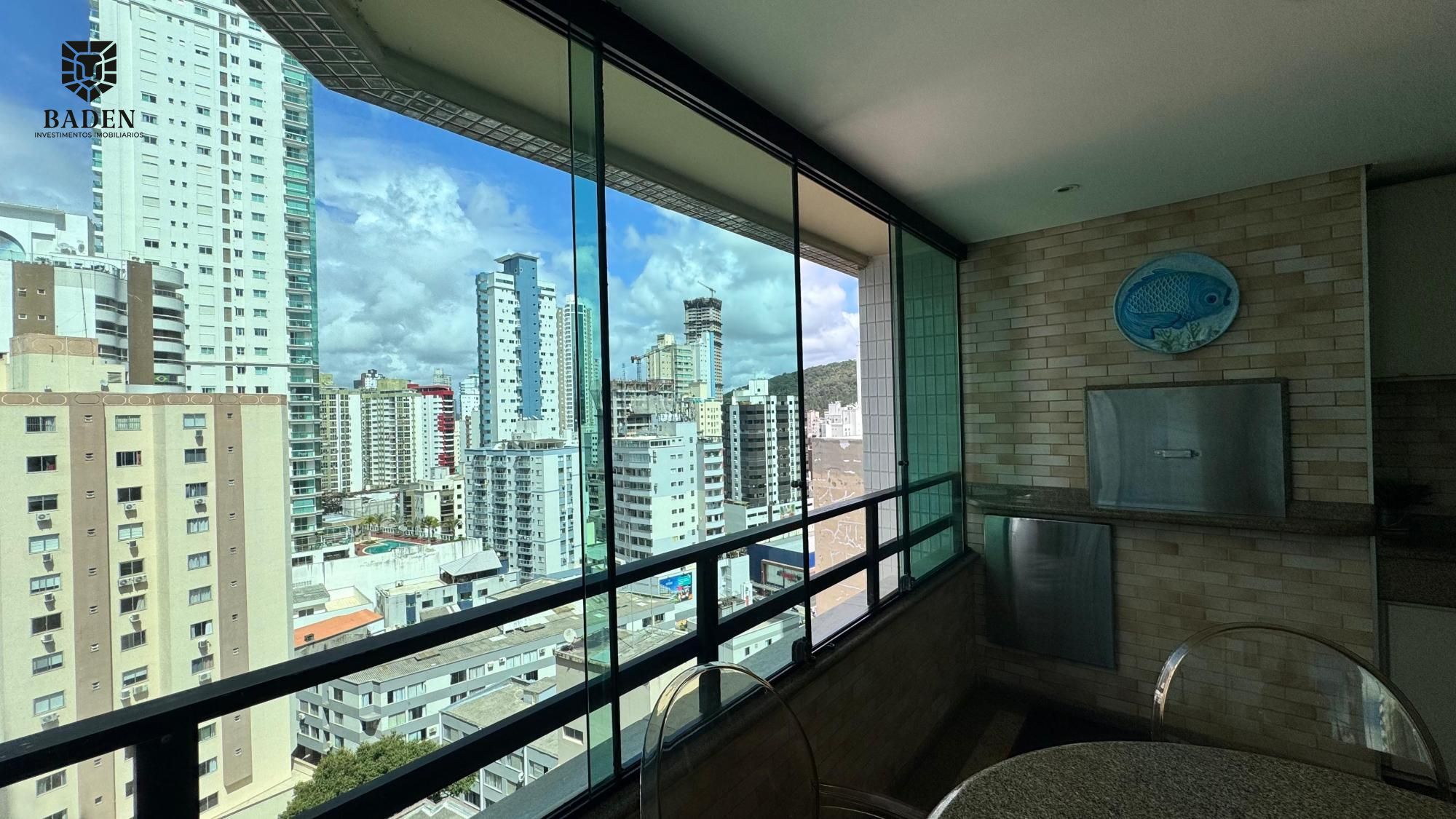 Apartamento mobiliado no edifício Oscar Bremer em Balneário Camboriú