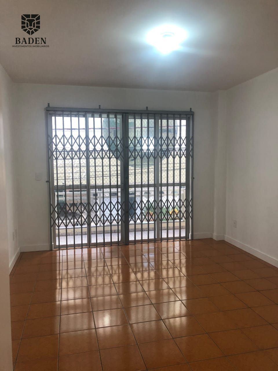 Apartamento para alugar com 3 quartos, 109m² - Foto 6