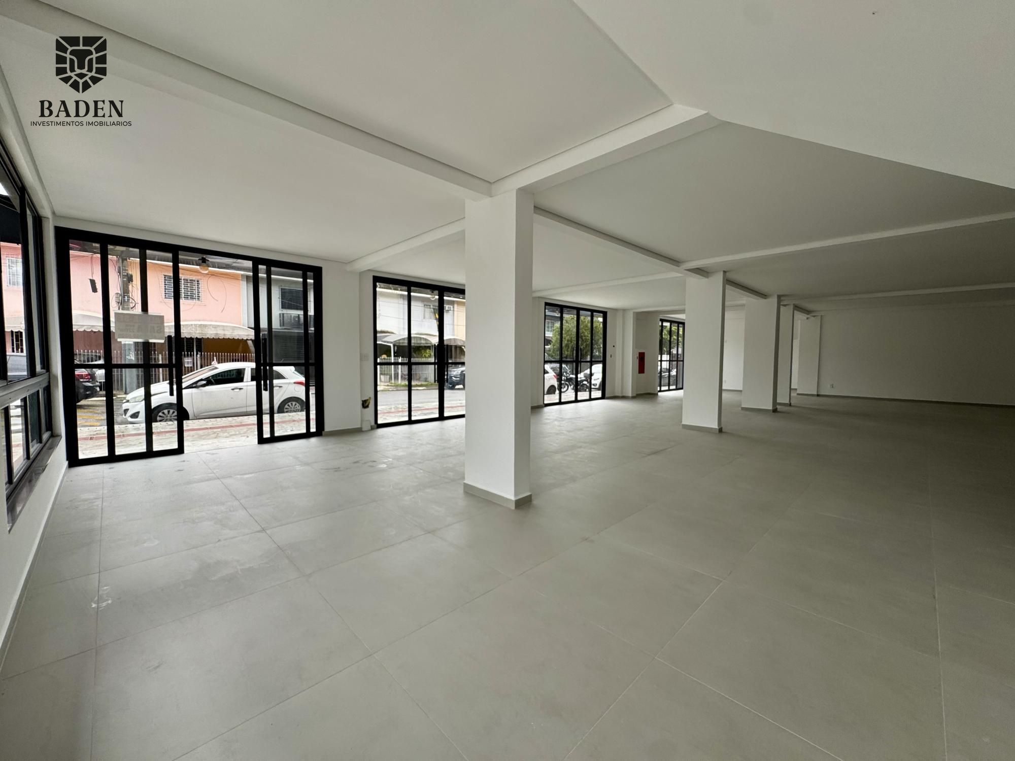 Sala-Conjunto, 220 m² - Foto 2