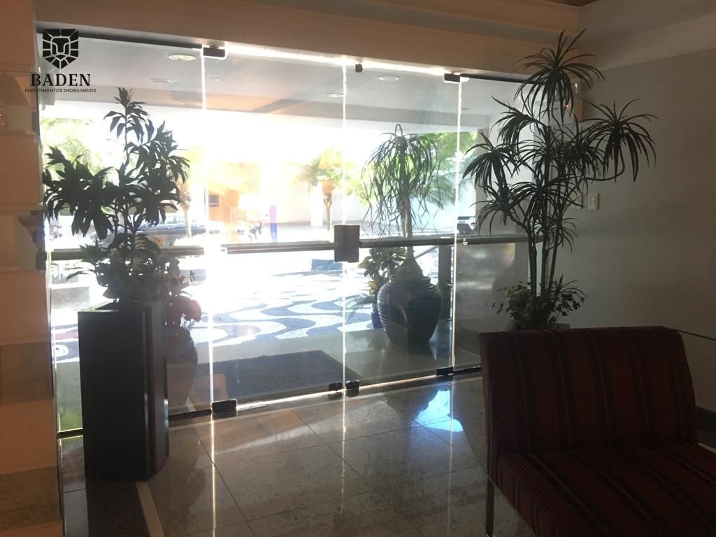 Apartamento para alugar com 4 quartos, 180m² - Foto 3