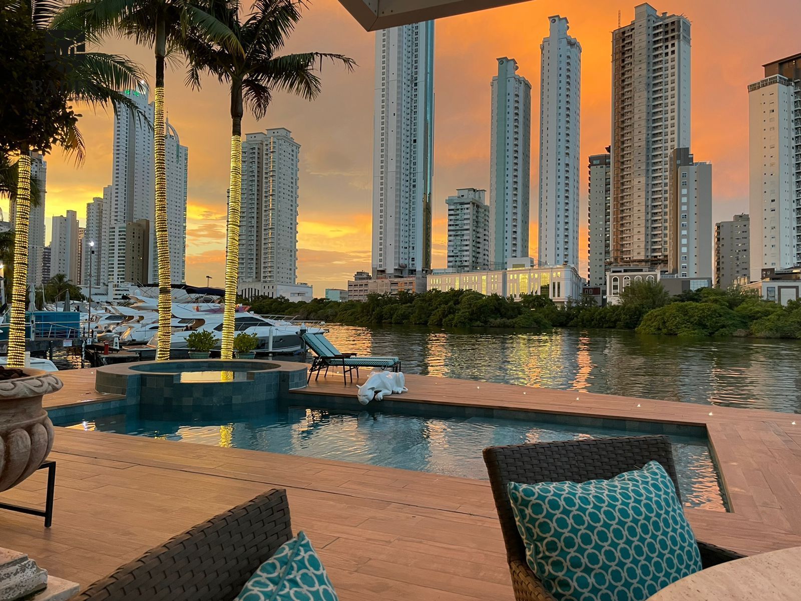 Casa, 6 quartos, 750 m² - Foto 2