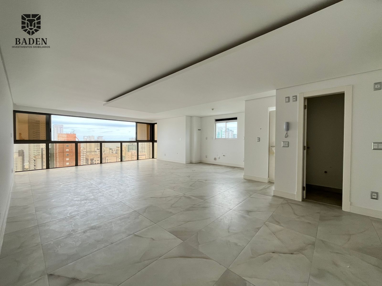 Apartamento novo- 4 suites – 3 vagas