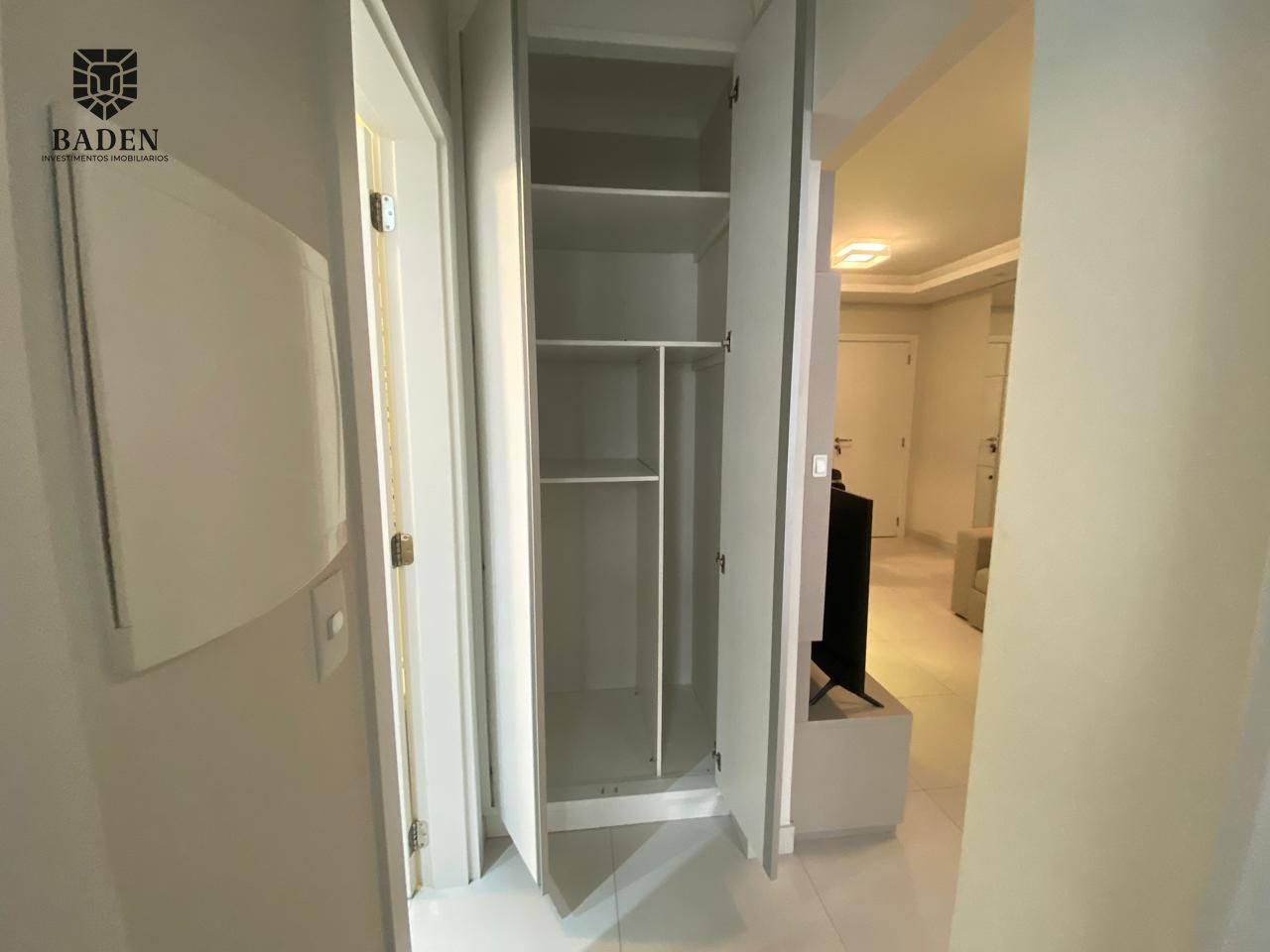 Apartamento para alugar com 2 quartos, 60m² - Foto 7