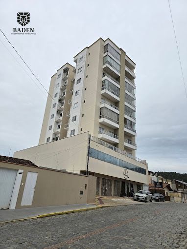 Apartamento Mobiliado à venda por R$650.000,00 no Bairro Cedros – Camboriú