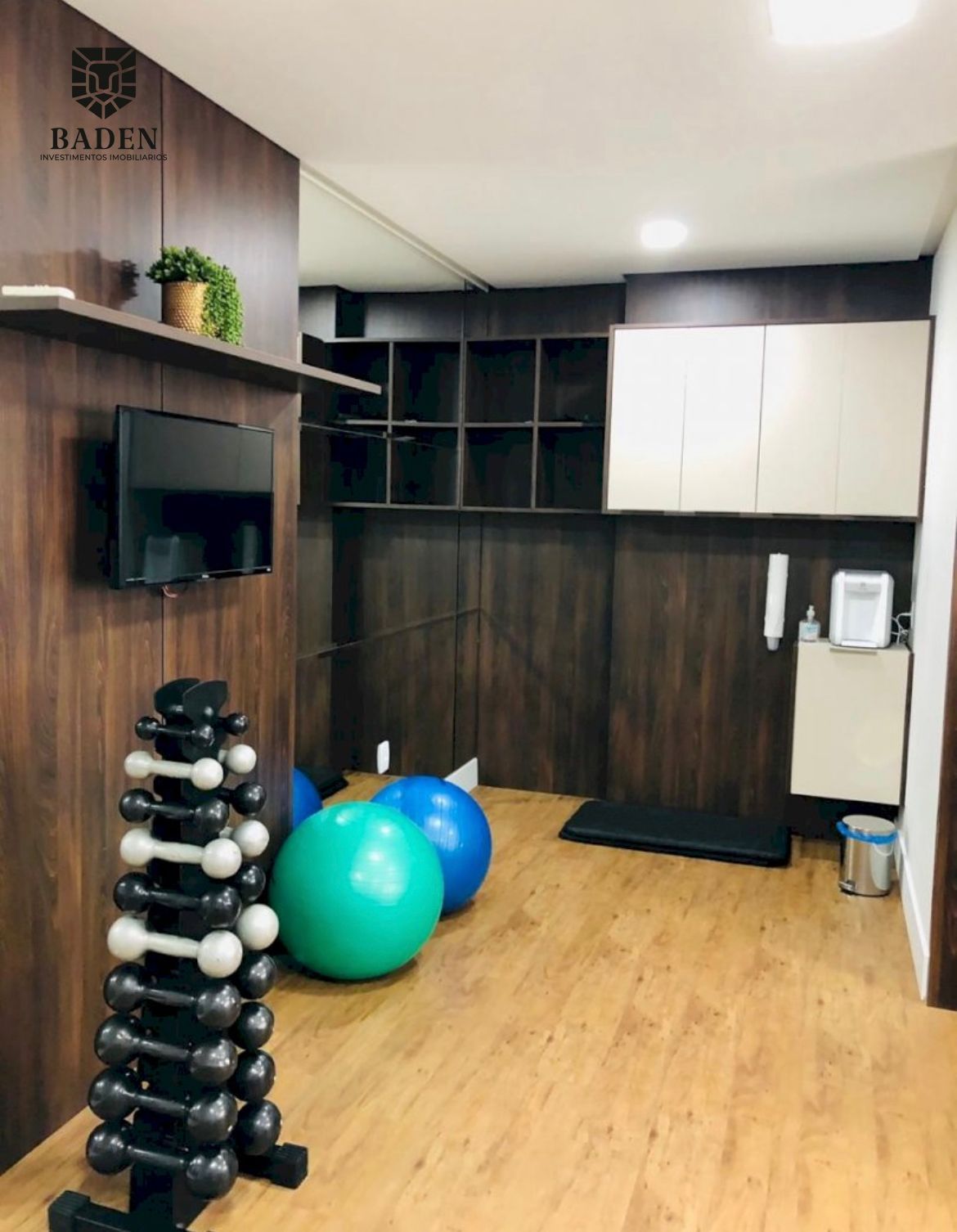 Apartamento à venda com 4 quartos, 165m² - Foto 19