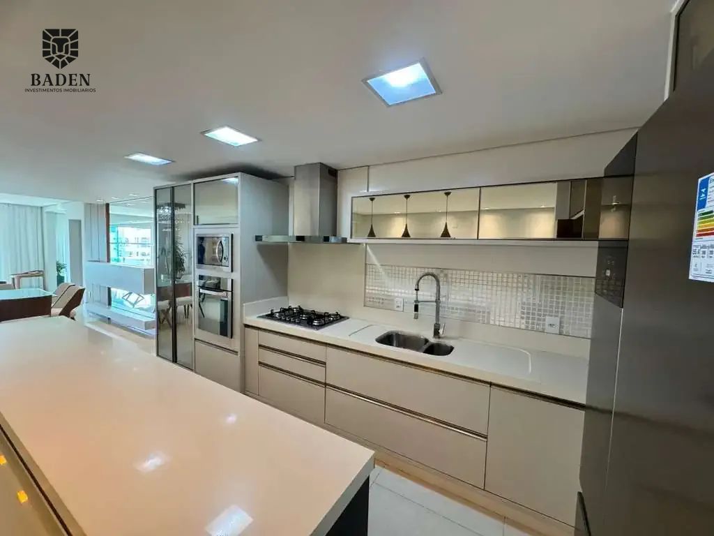 Cobertura, 5 quartos, 296 m² - Foto 4