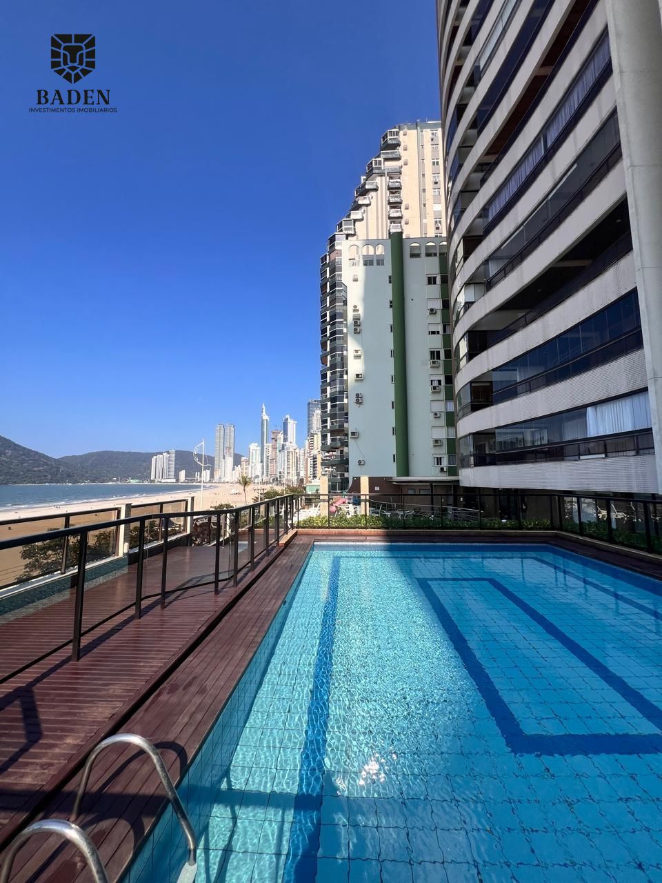 APARTAMENTO FRENTE MAR