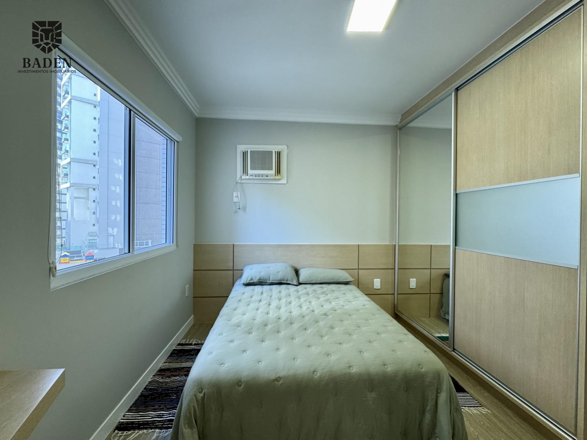 Apartamento para alugar com 3 quartos, 140m² - Foto 29