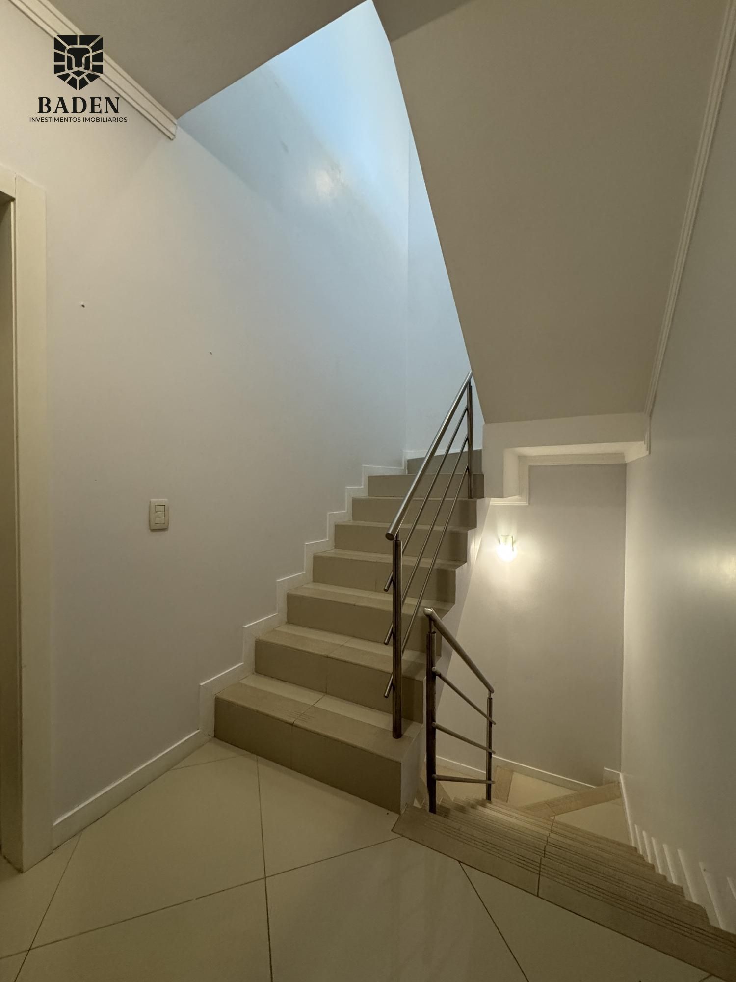 Casa à venda e aluguel com 3 quartos, 255m² - Foto 27