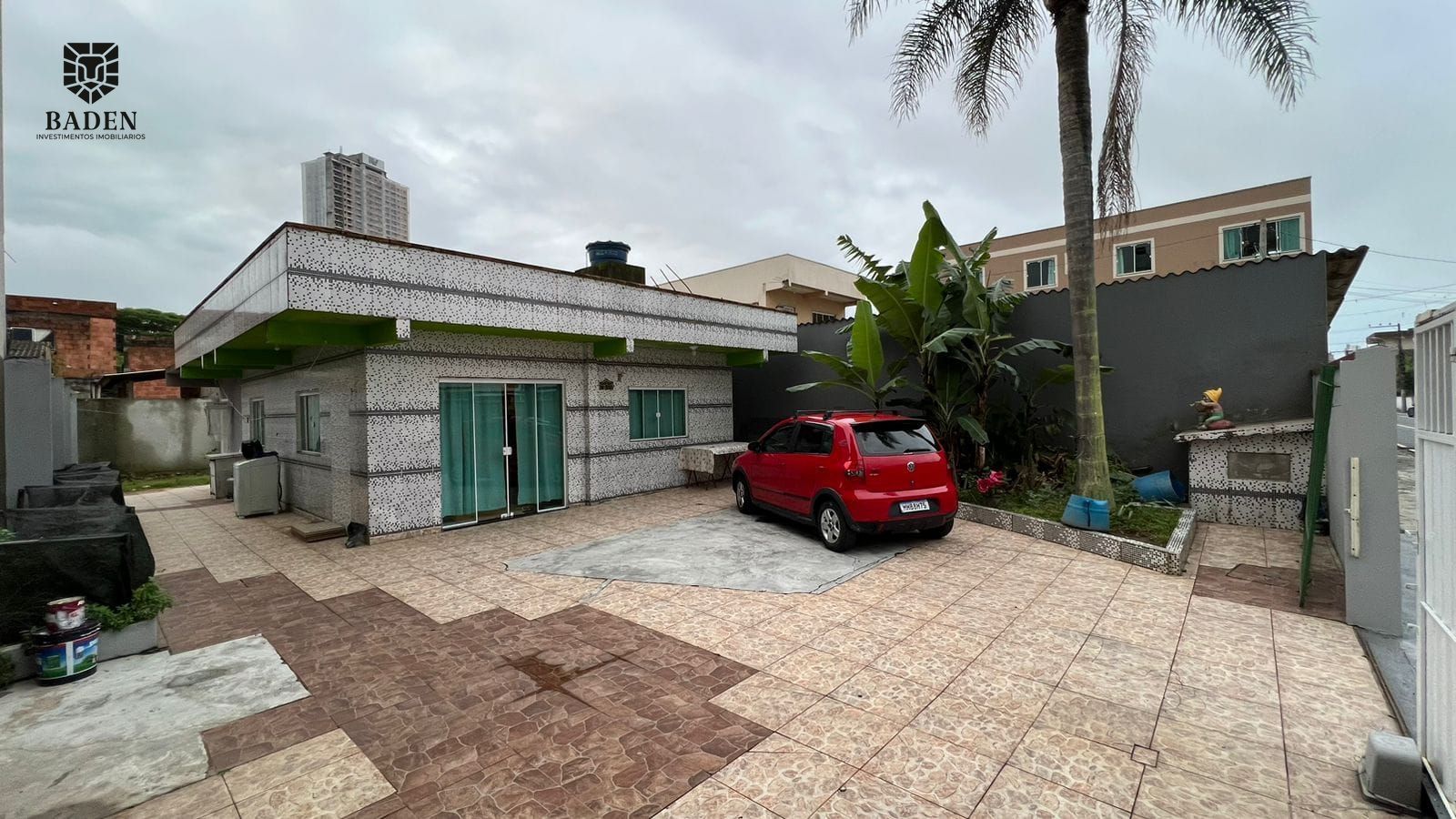 Terreno com 350m2 à venda por R$1.100.000,00 no Bairro Municípios – Balneário C.
