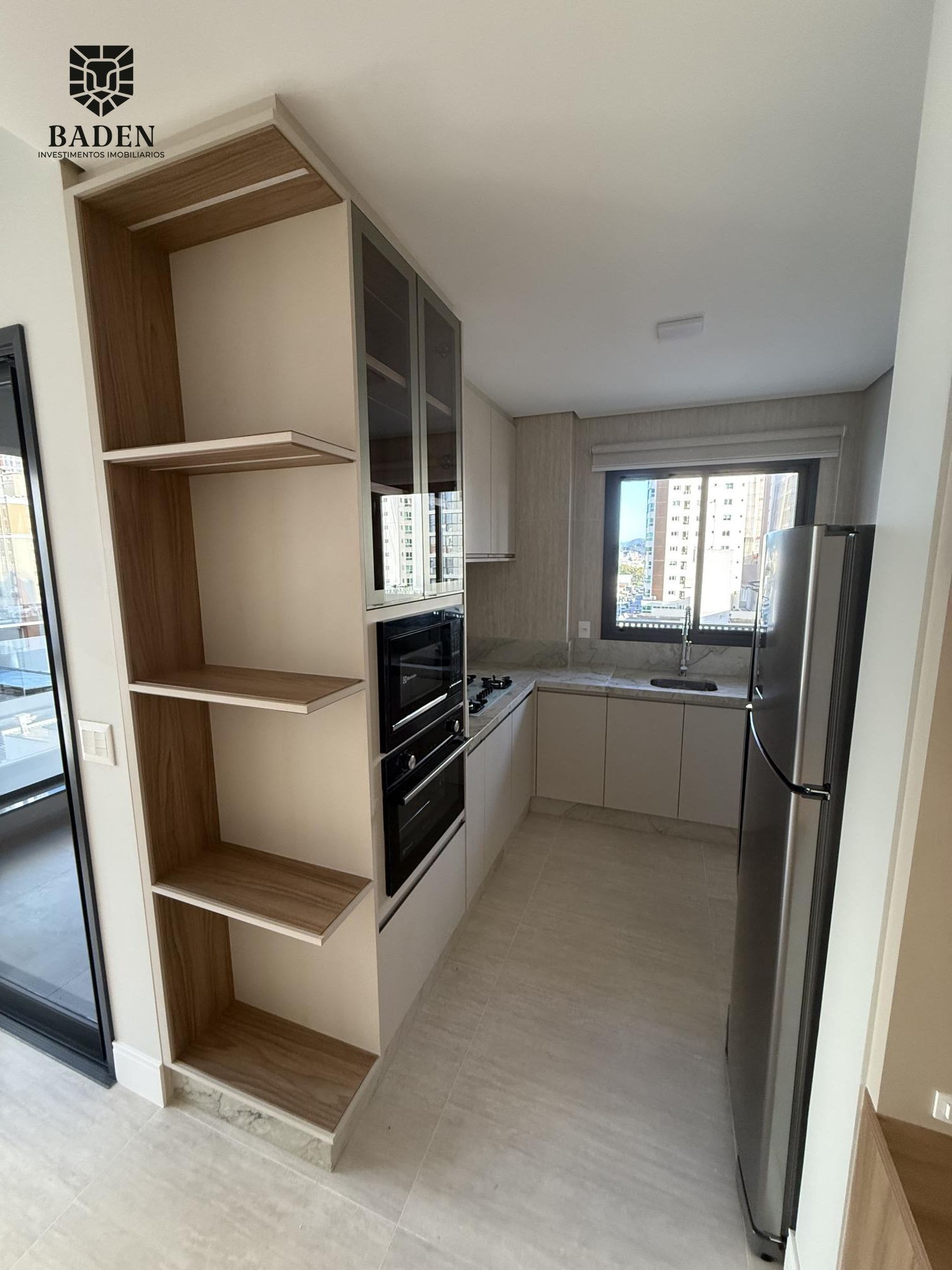 Apartamento à venda e aluguel com 3 quartos, 121m² - Foto 12