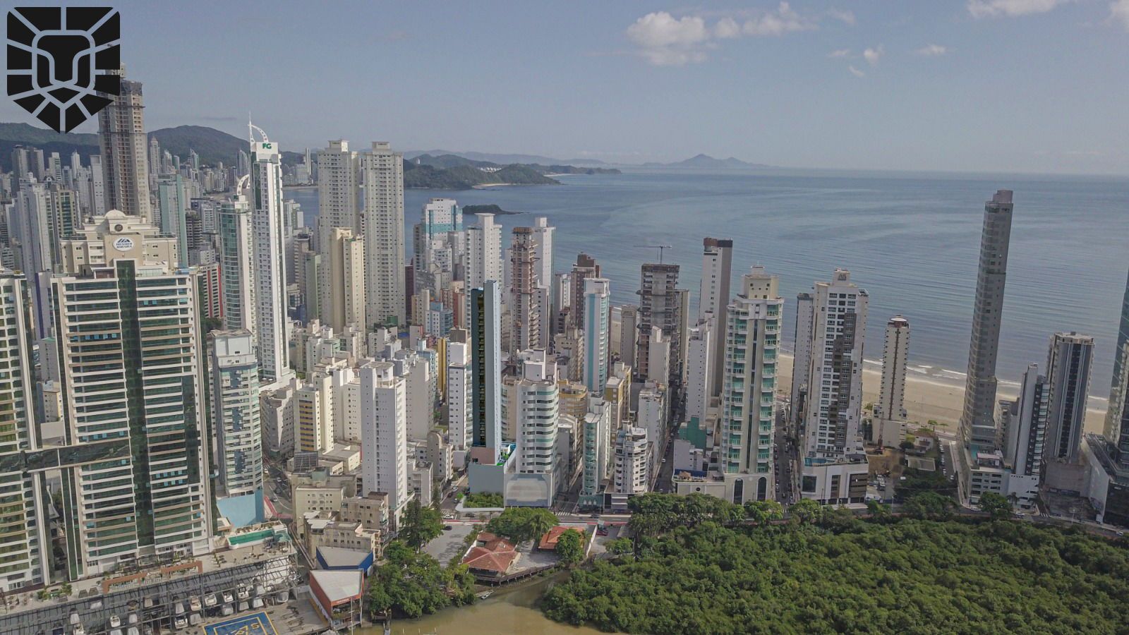 Apartamento novo no edifício Magic Sun em Balneário Camboriú