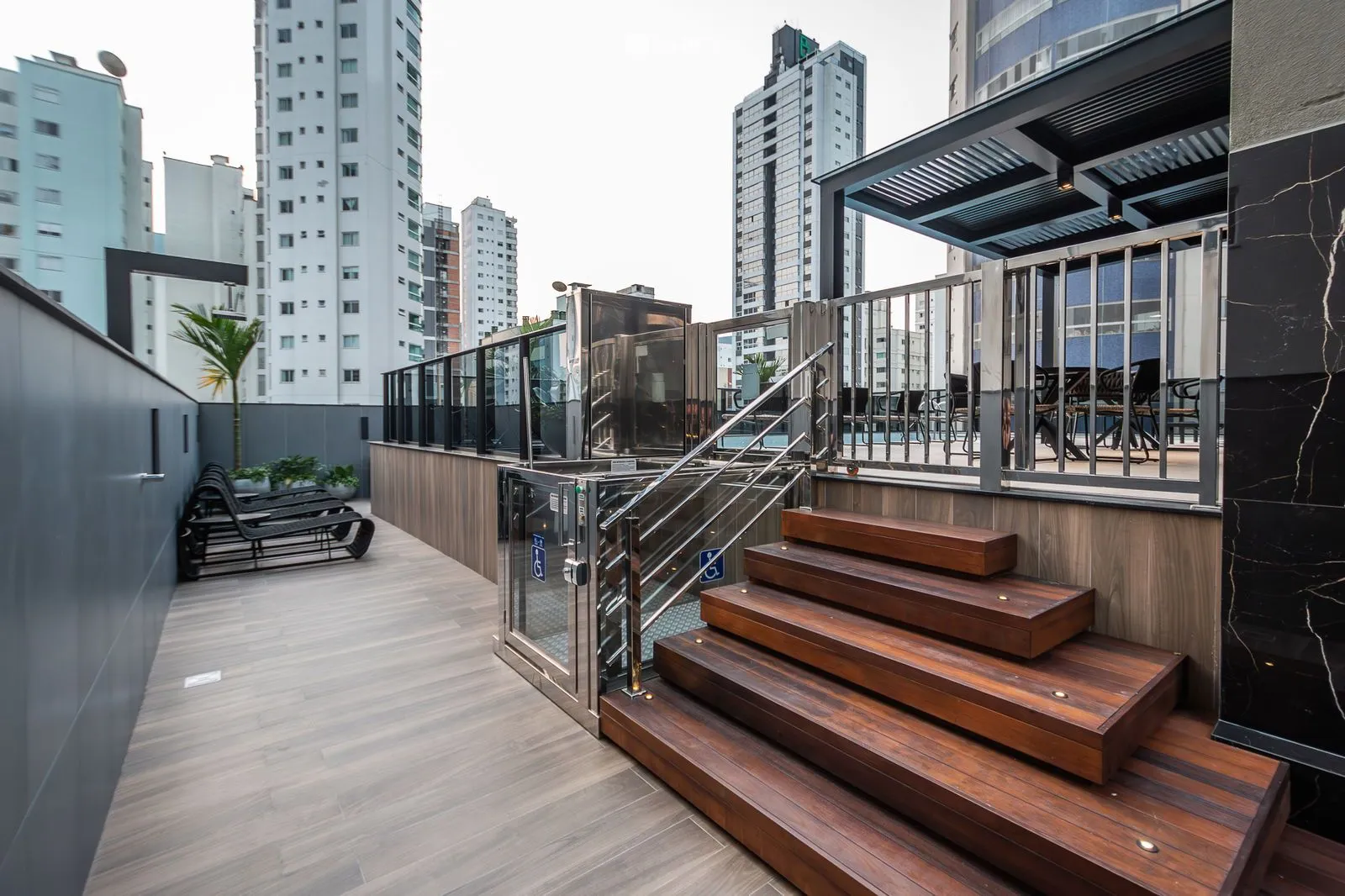 Cobertura, 4 quartos, 296 m² - Foto 17