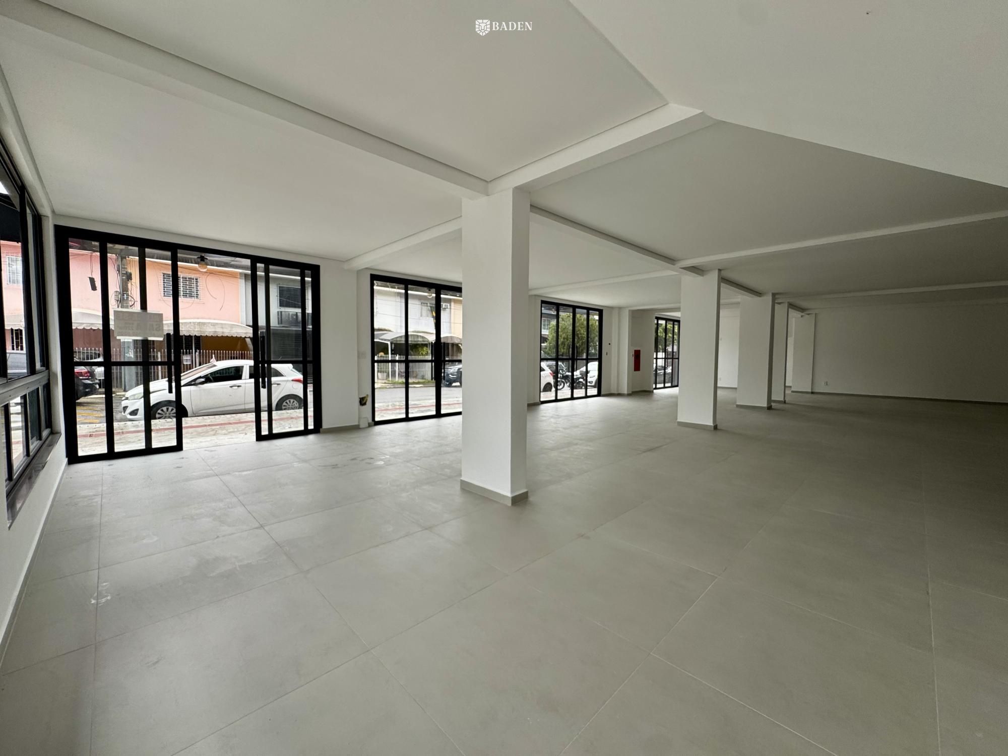 Sala-Conjunto, 220 m² - Foto 2