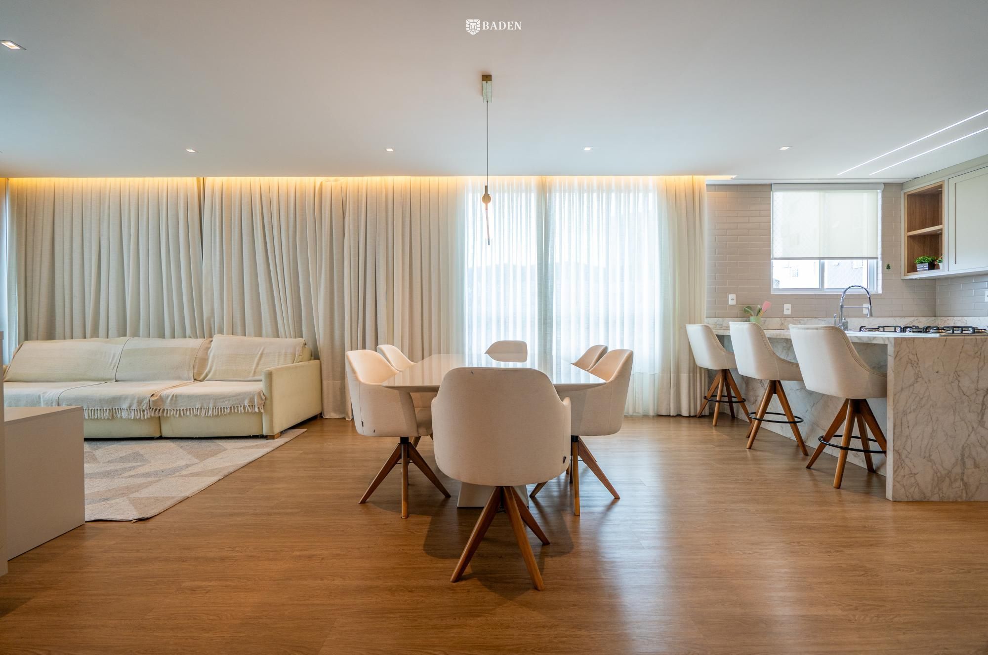 Apartamento, 3 quartos, 130 m² - Foto 2