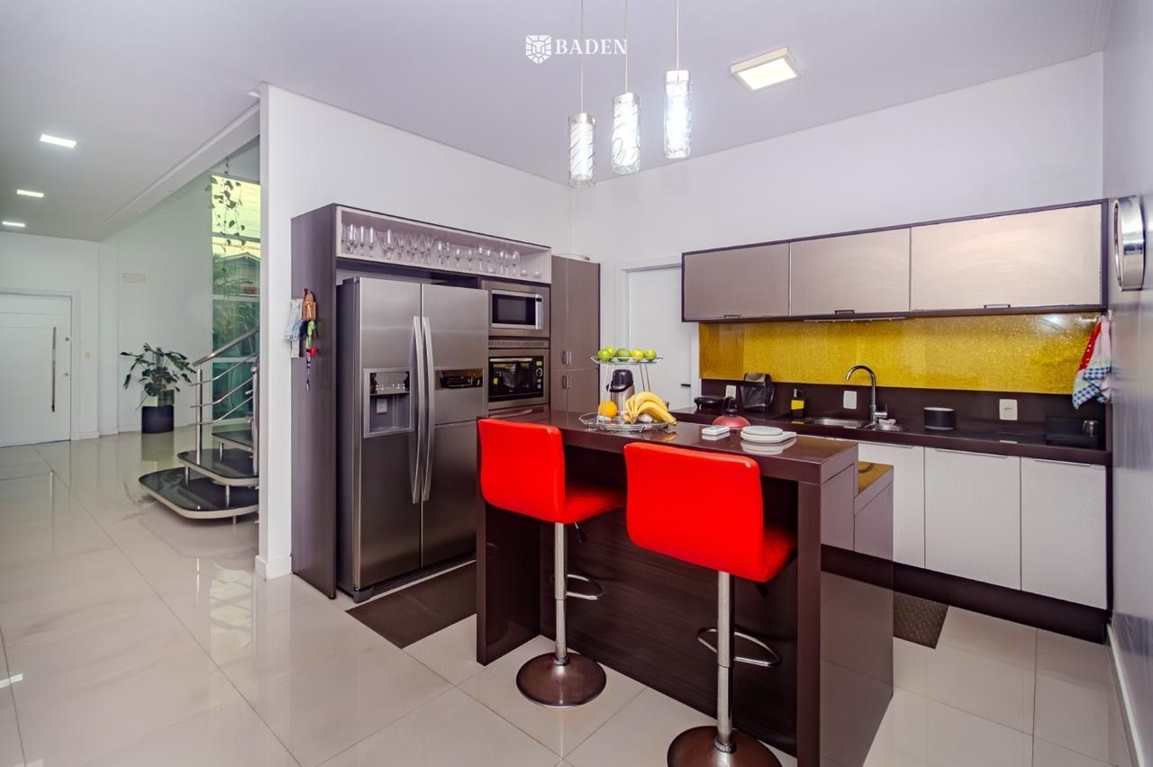 Casa, 4 quartos, 284 m² - Foto 20