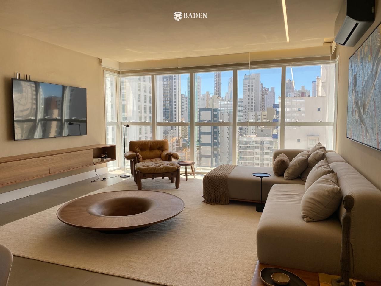 Apartamento novo mobiliado no edifício Exuberance Residence em Balneário Camboriú