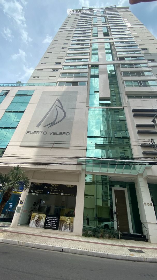 Apartamento no Centro / Edifício Puerto Velero / Balneário Camboriú