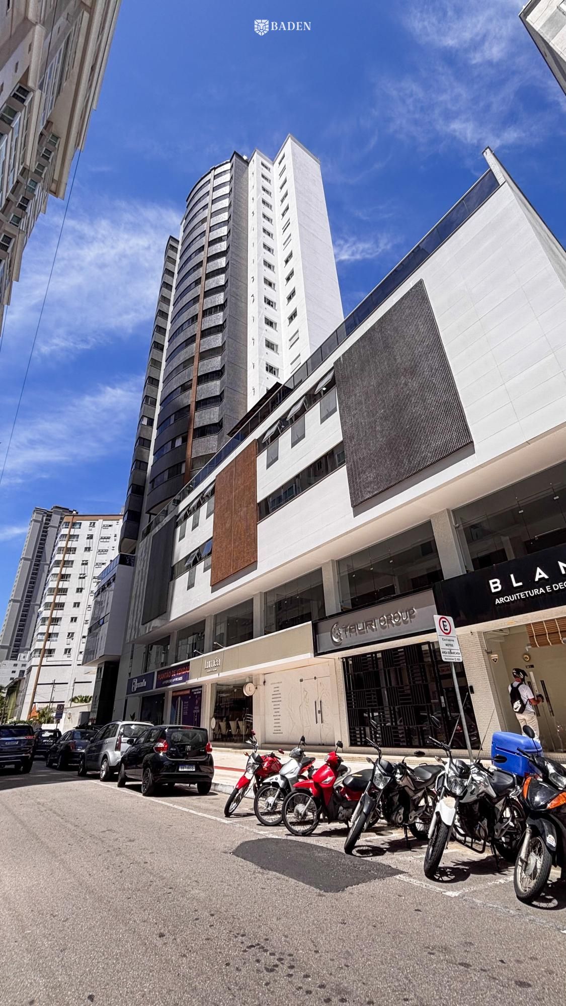 Apartamento, 3 quartos, 150 m² - Foto 1