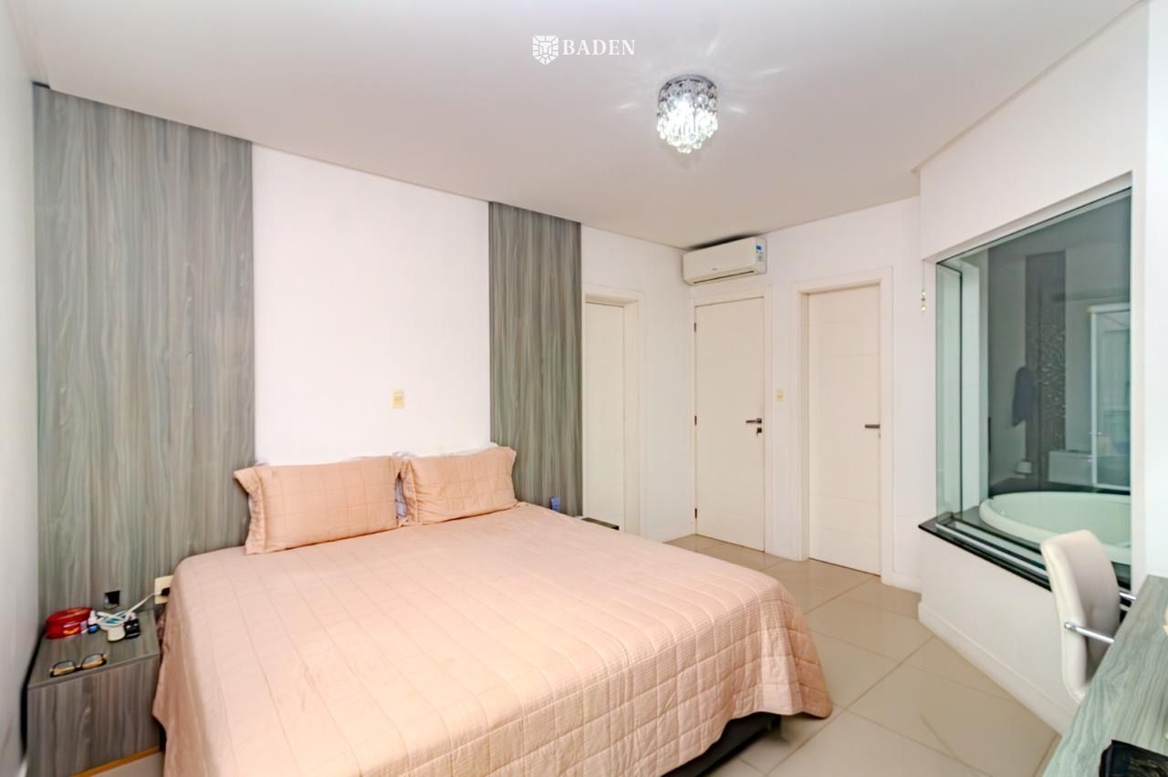 Casa, 4 quartos, 284 m² - Foto 14