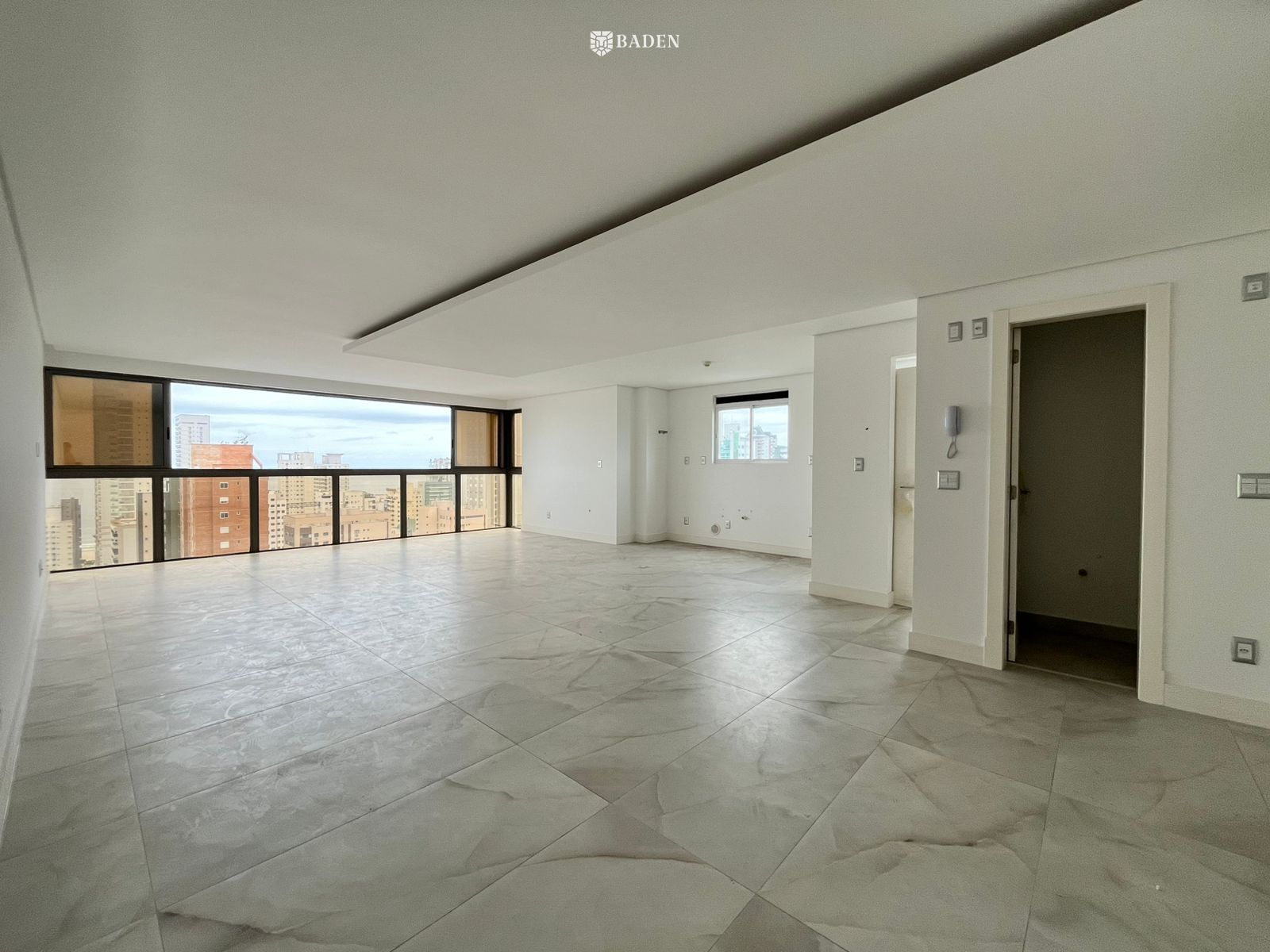 Apartamento novo- 4 suites – 3 vagas