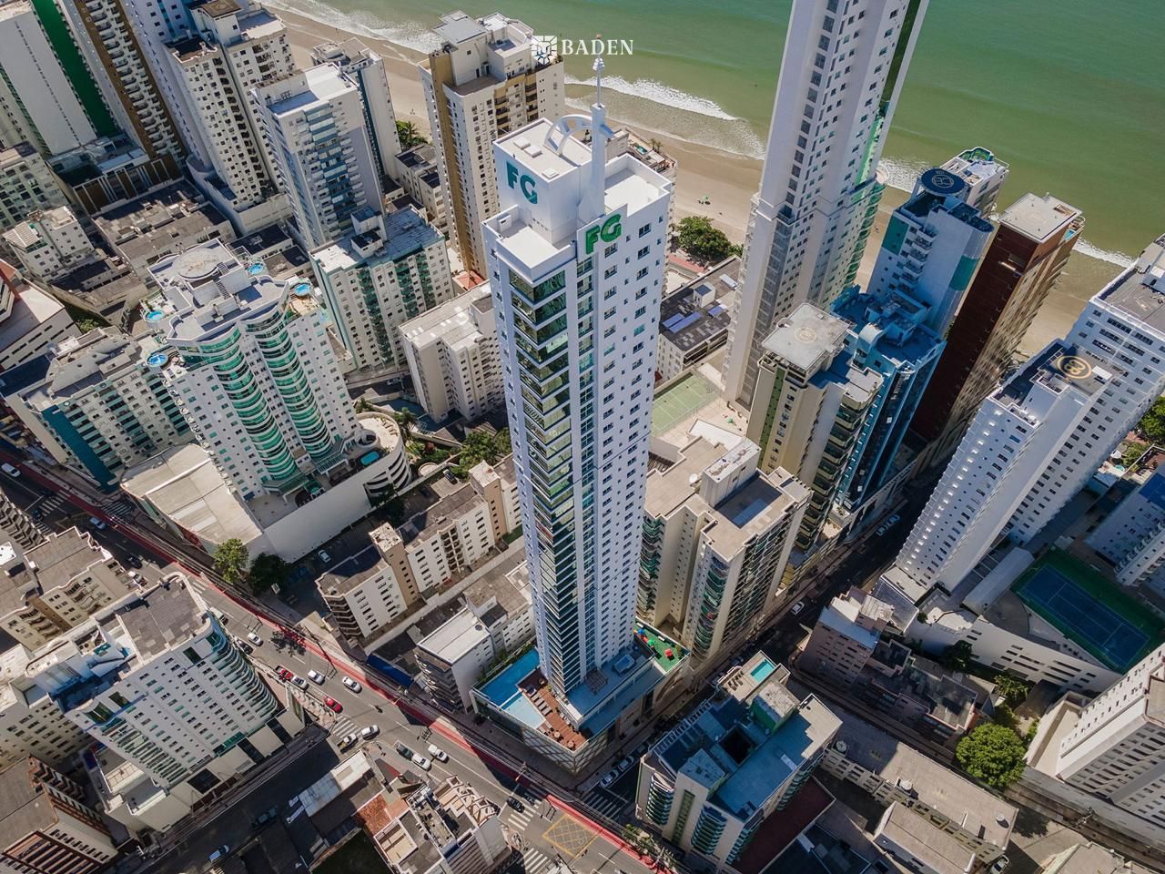 Apartamento, 4 quartos, 144 m² - Foto 2