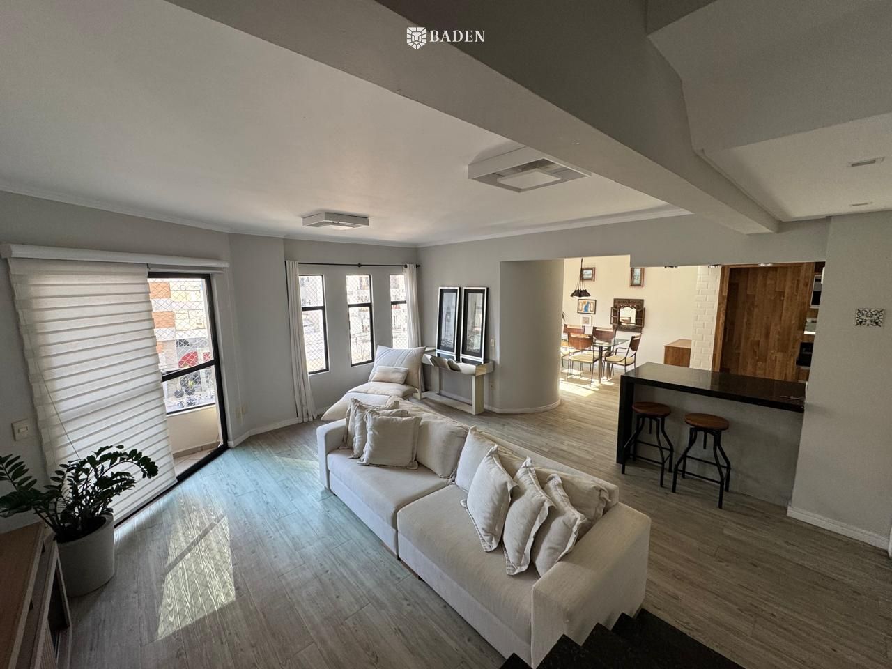 Apartamento, 3 quartos, 150 m² - Foto 1