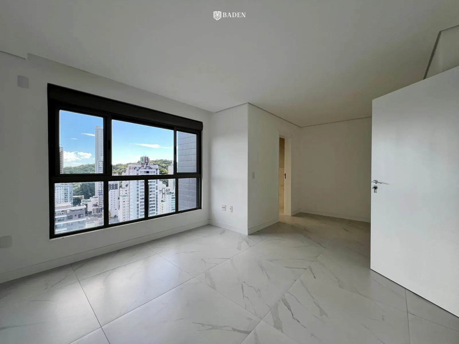 Cobertura, 5 quartos, 321 m² - Foto 9