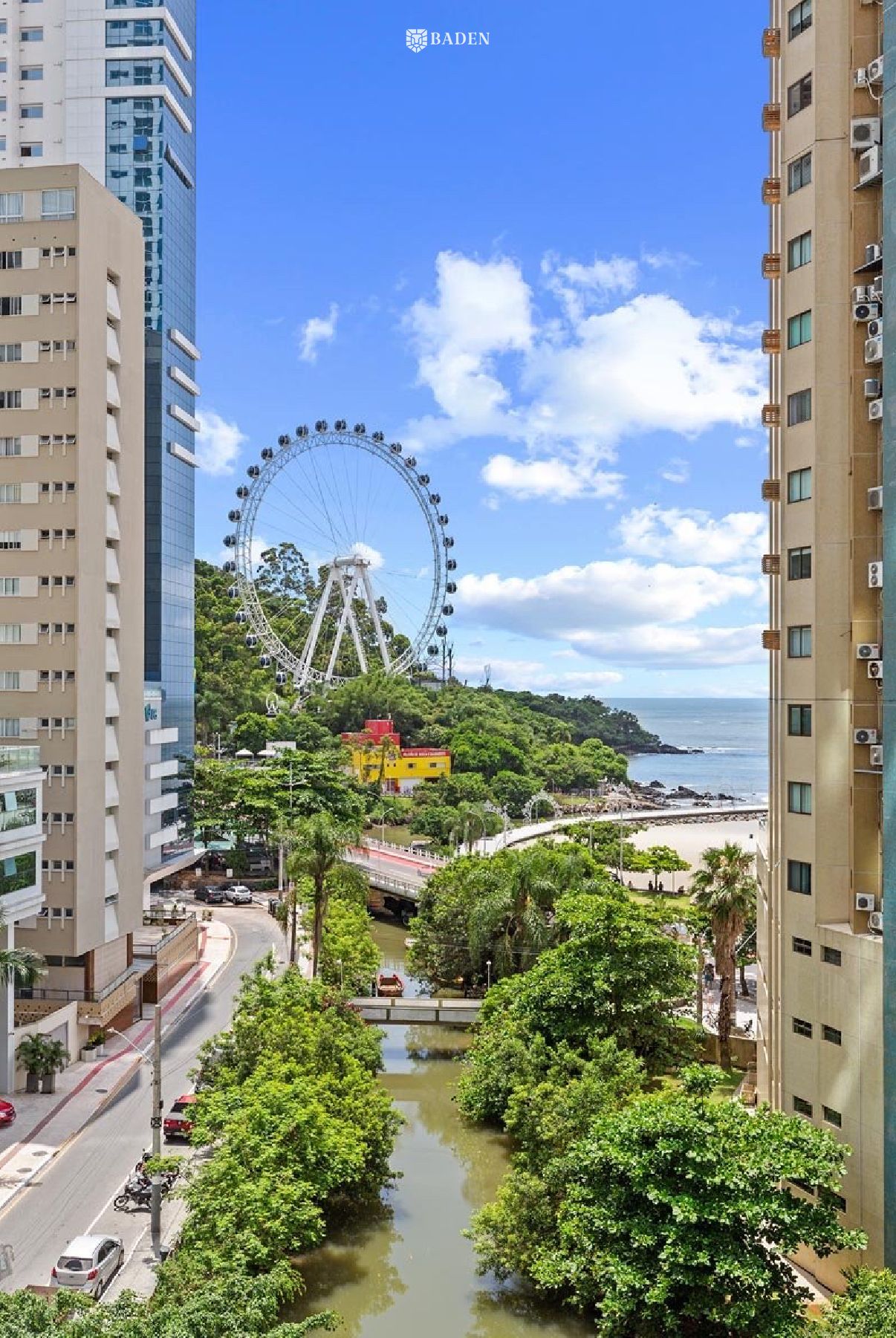 Apartamento Quadra Mar / Edifício Skyline Tower / Balneário Camboriú