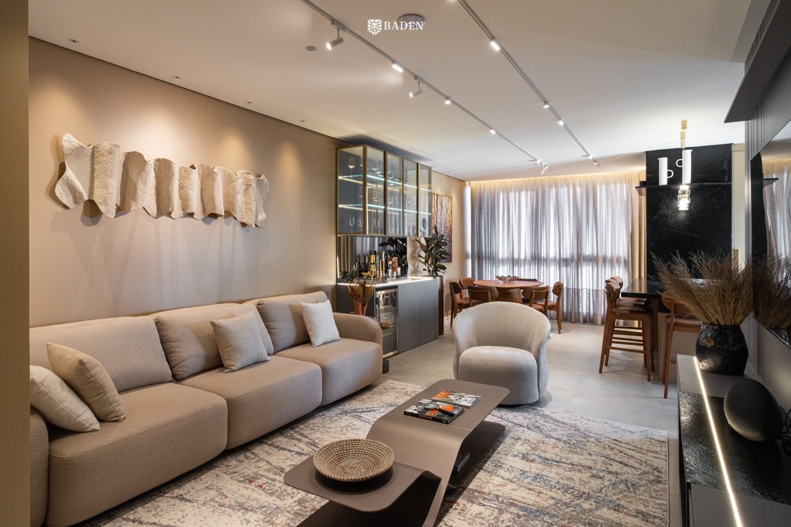 Apartamento, 3 quartos, 135 m² - Foto 1