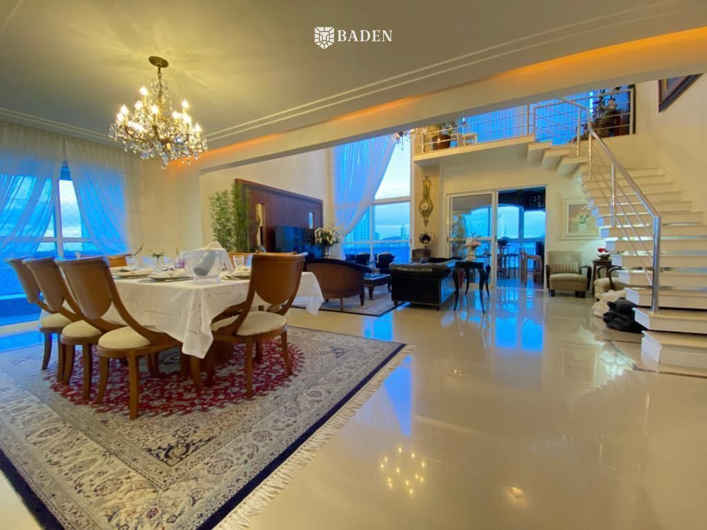 Apartamento 3 Suítes / Centro / Balneário Camboriú