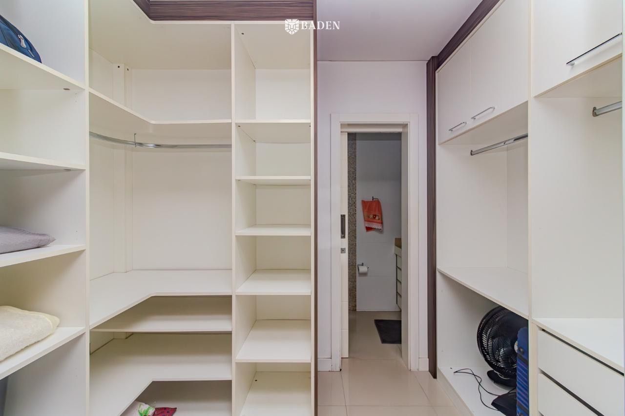 Casa, 4 quartos, 284 m² - Foto 10