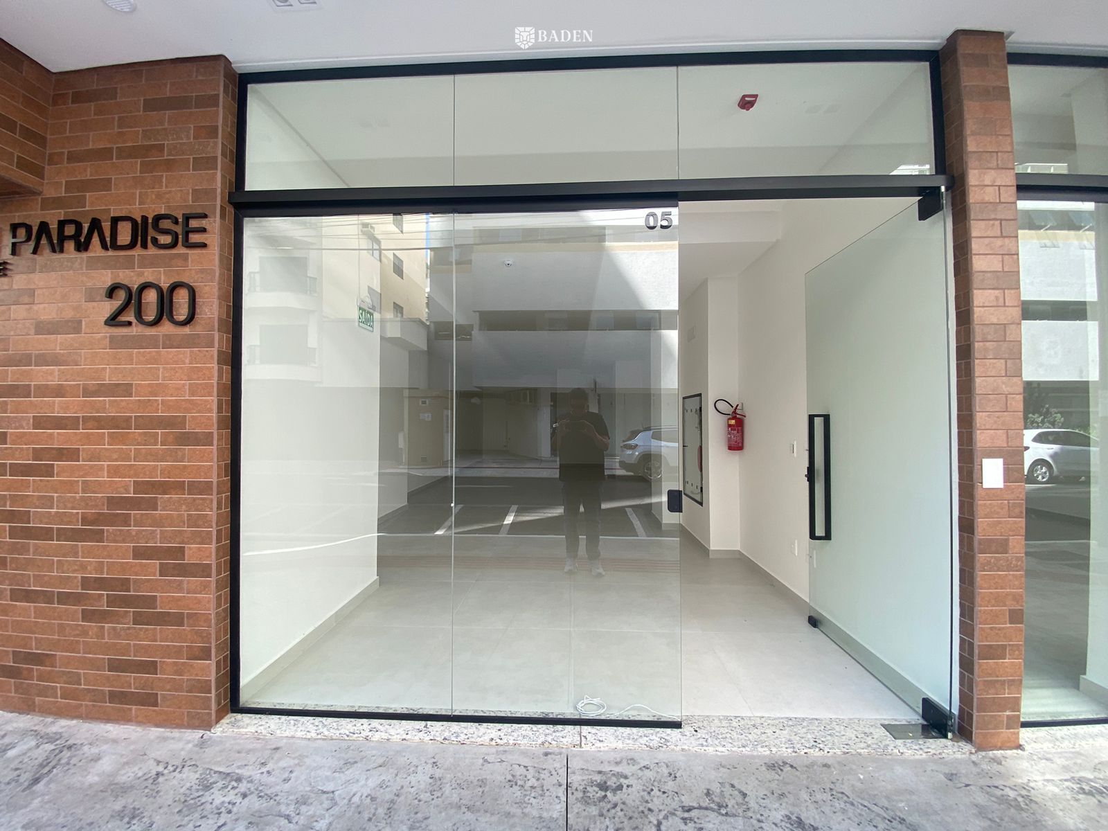 Sala Comercial / Aluguel / Centro / Bakneario Camboriú SC