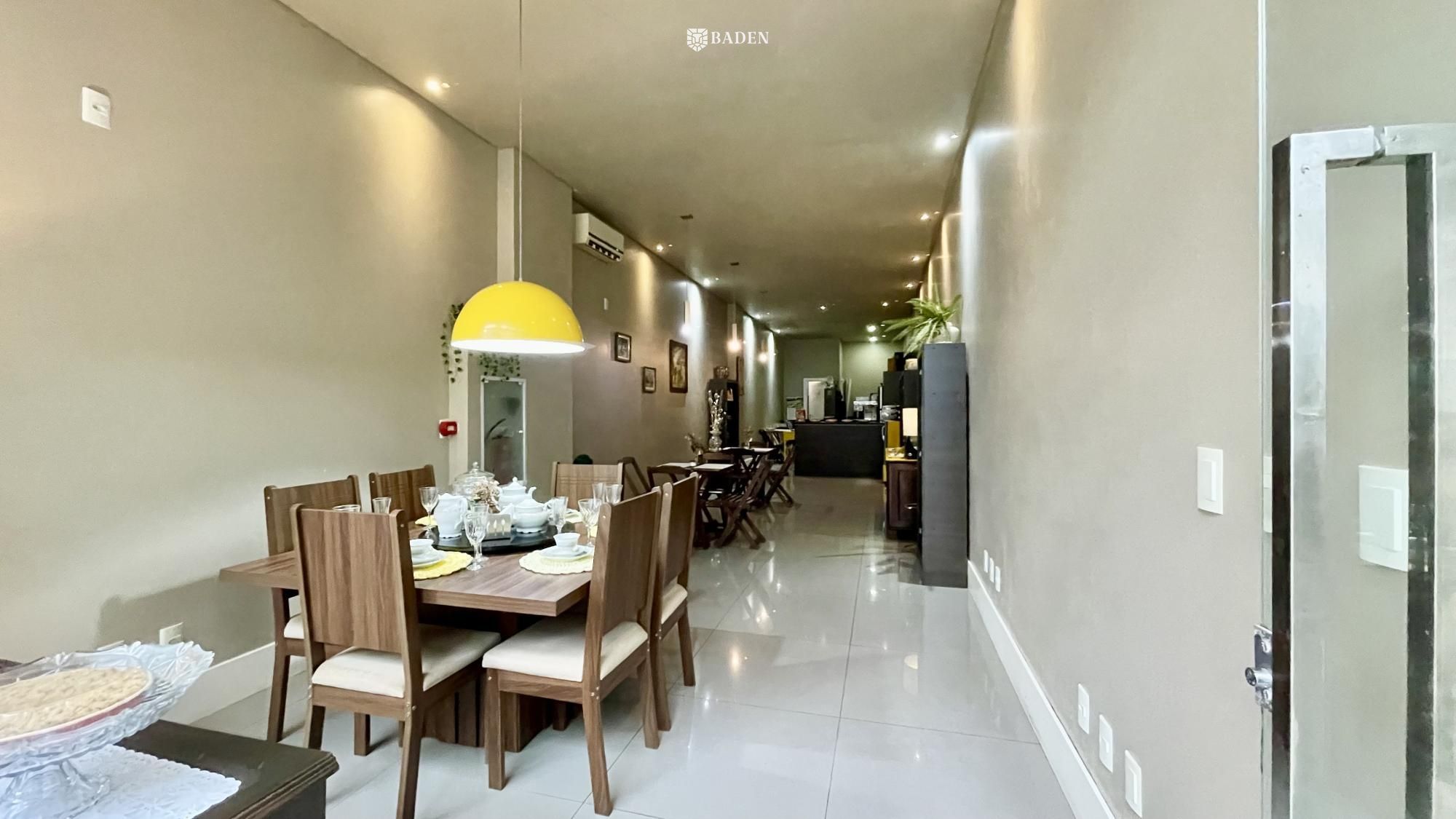 Ponto comercial a Venda / Cafeteria / Mobiliada e Equipada / Funcionando / Pioneiros / Balneario Camboriu SC.