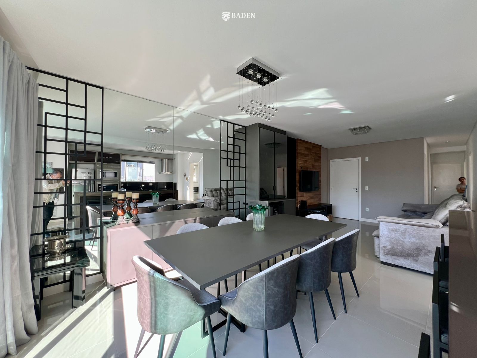 Apartamento, 3 quartos, 115 m² - Foto 2