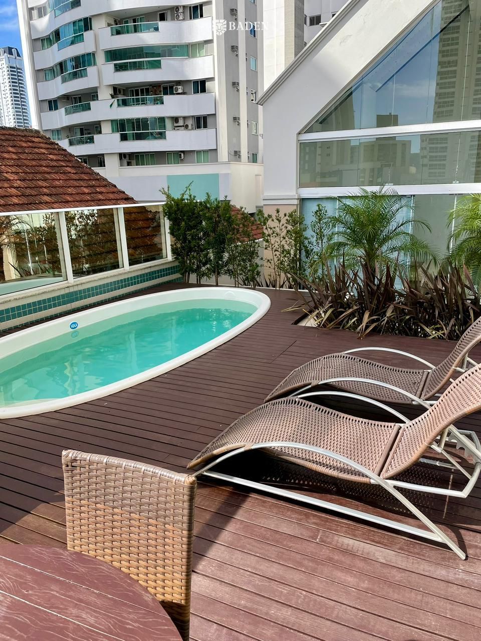 Apartamento mobiliado pronto pra morar 2 suítes / 2 vagas / Centro BC – Edifício Residencia Opala