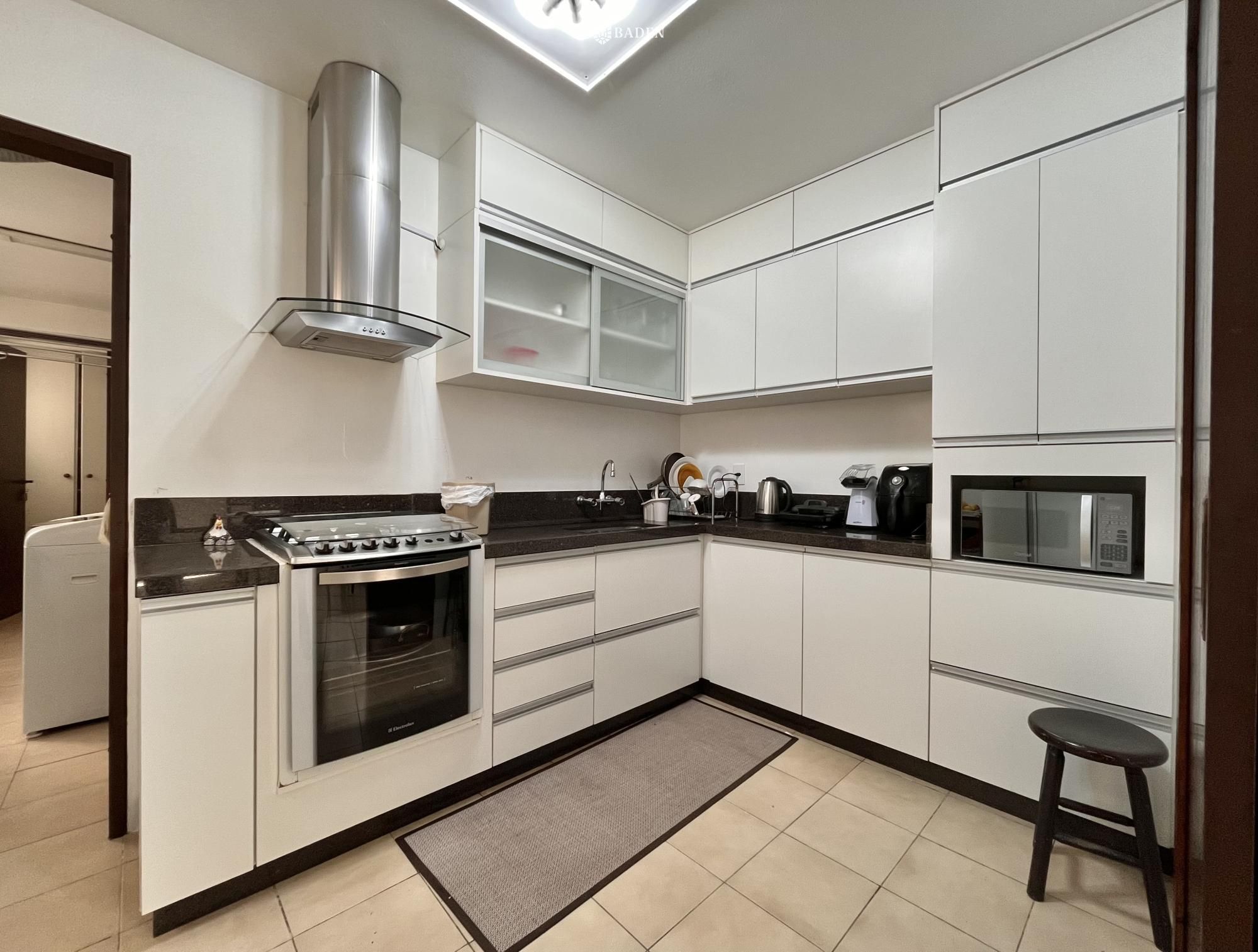 Apartamento, 3 quartos, 173 m² - Foto 2
