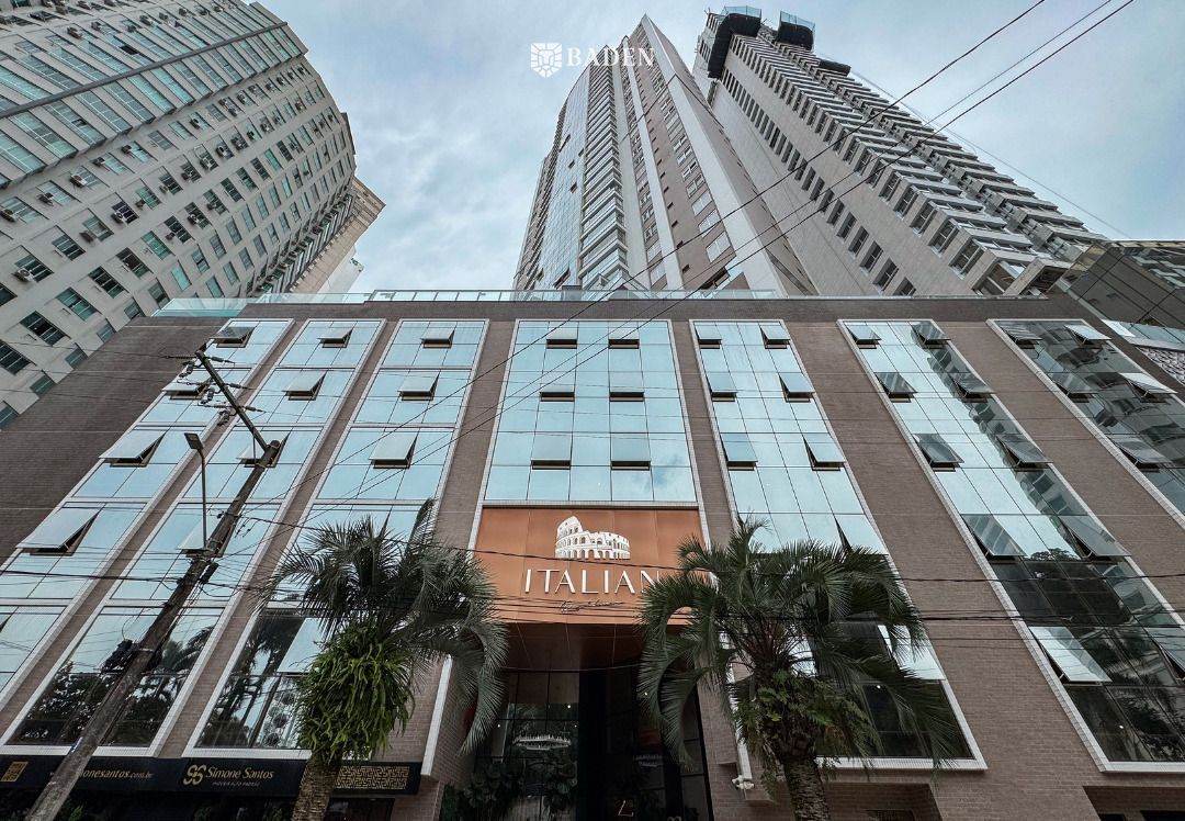 Apartamento / 4 suítes / Pronto para morar.