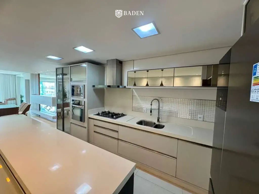 Cobertura, 5 quartos, 296 m² - Foto 4