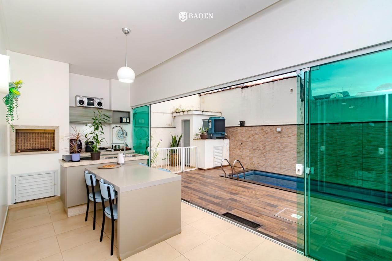 Casa, 4 quartos, 284 m² - Foto 24