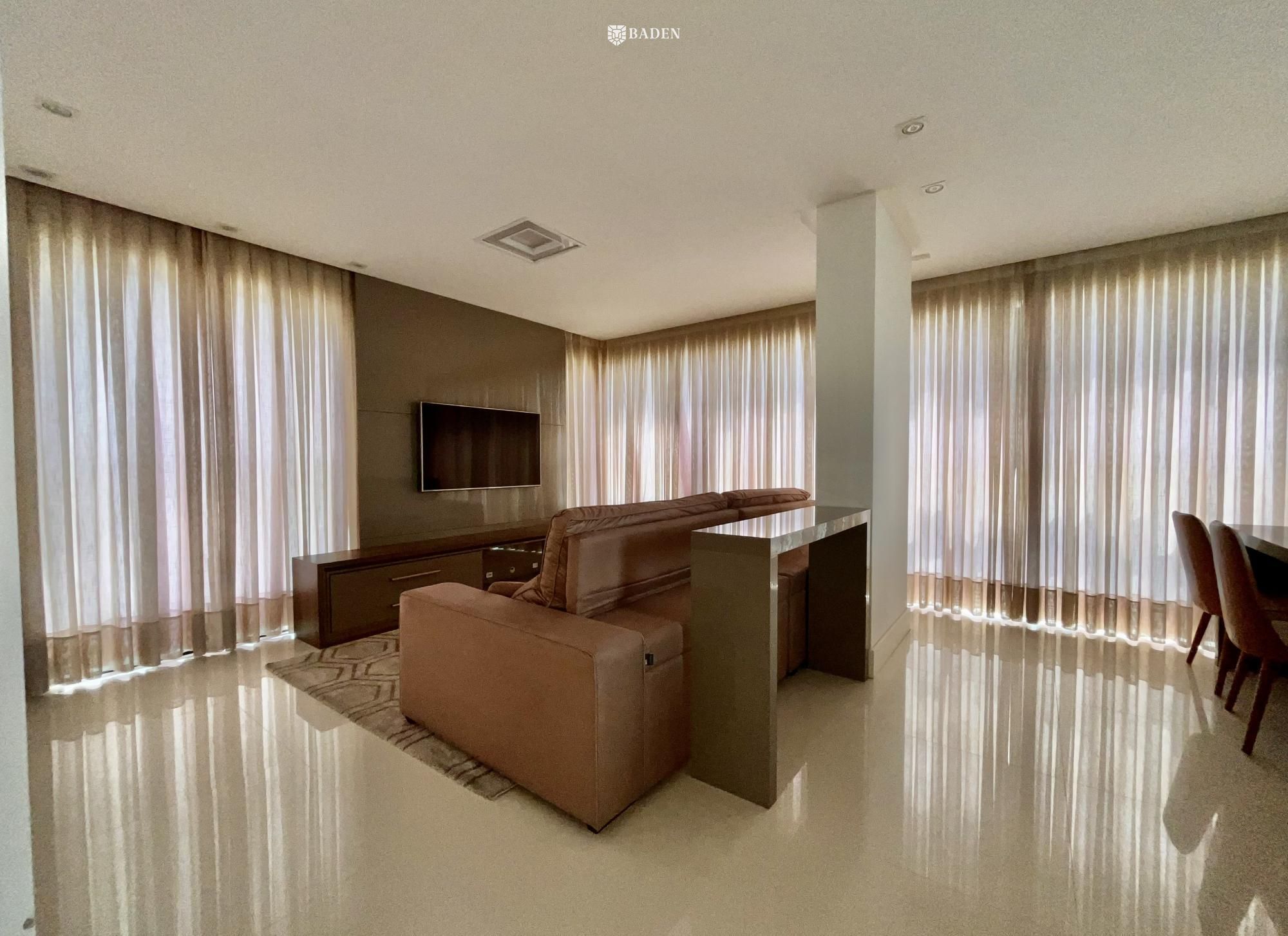 Apartamento, 3 quartos, 182 m² - Foto 2