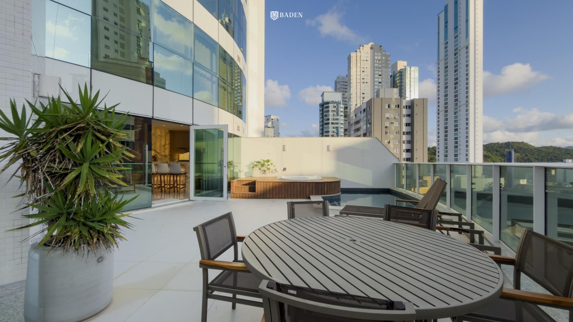 Apartamento, 3 quartos, 212 m² - Foto 6