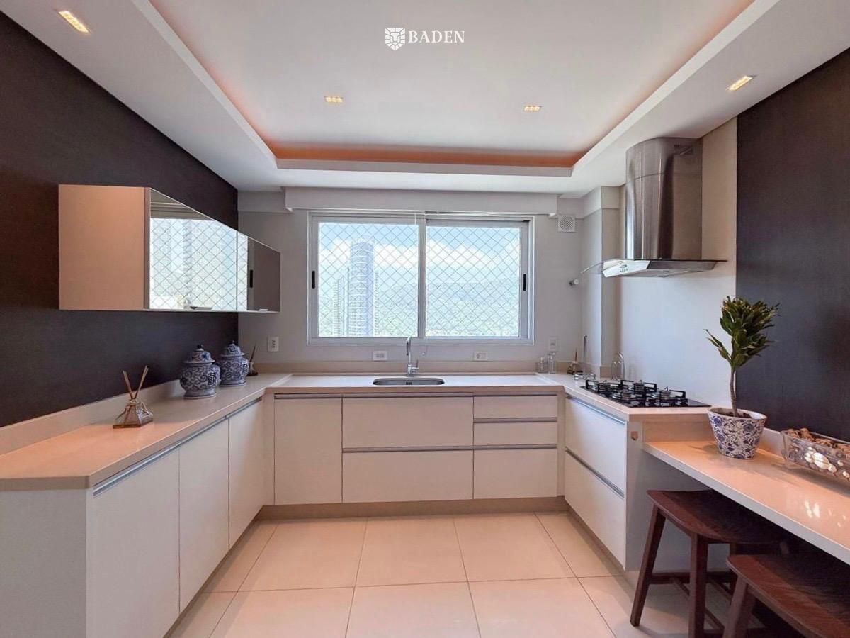 Apartamento, 3 quartos, 320 m² - Foto 8