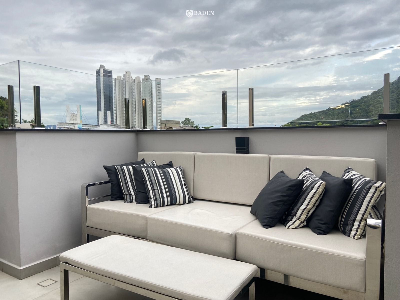Cobertura, 3 quartos, 230 m² - Foto 3