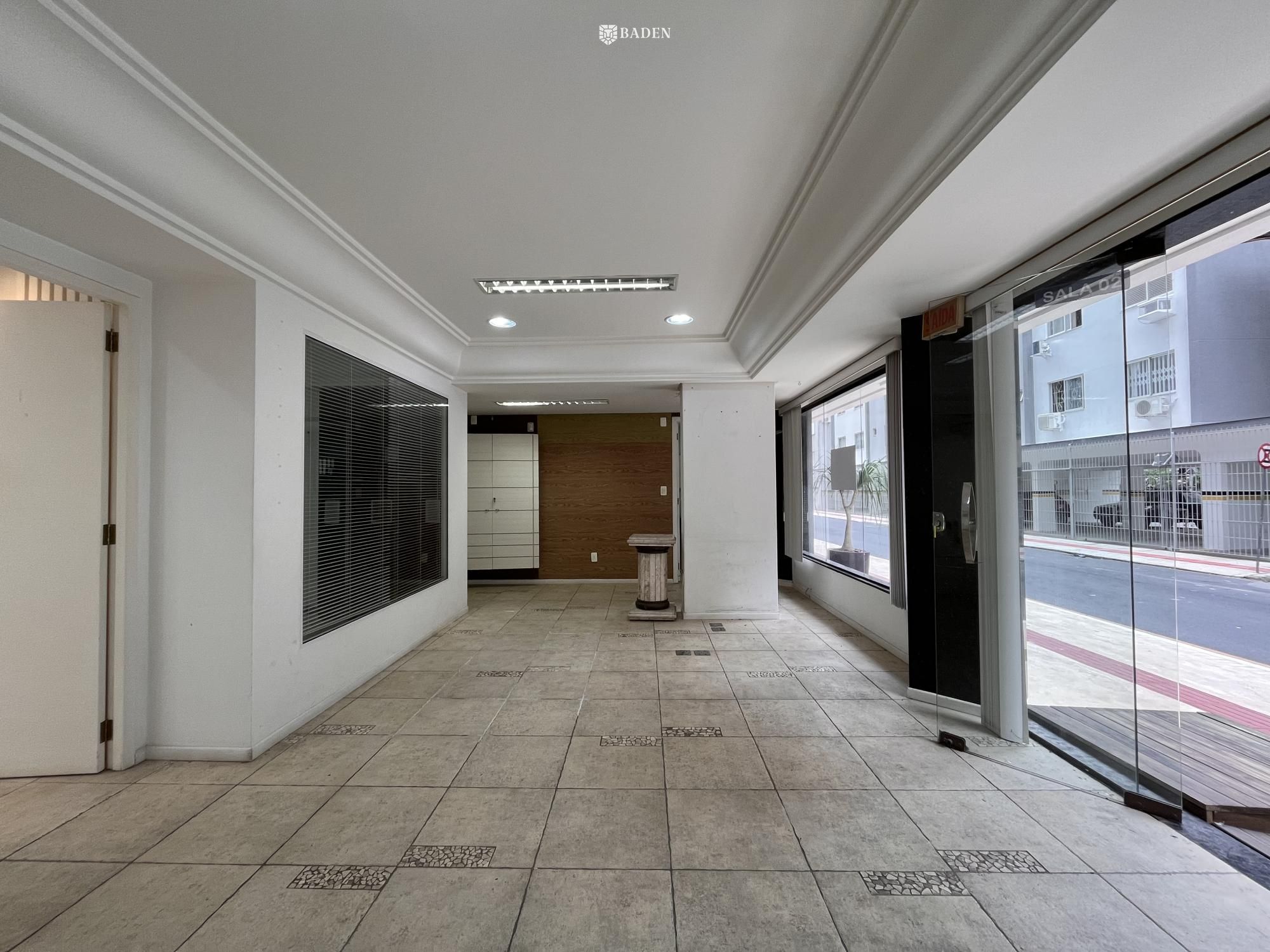 Sala Comercial Área Central
