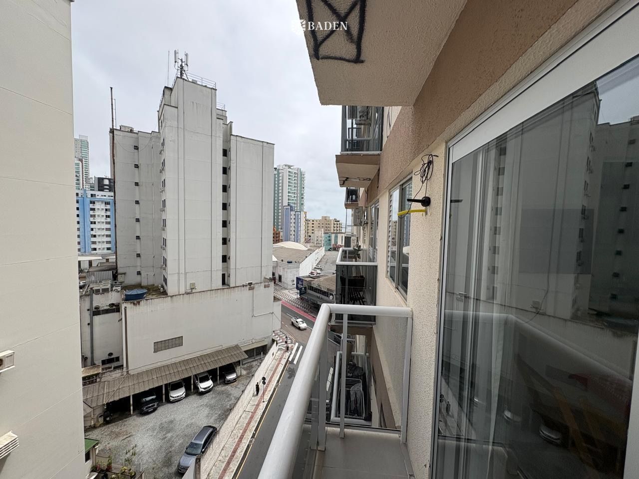 Apartamento Centro de BC / 1 dormitório – Edifício Ilha do Coral