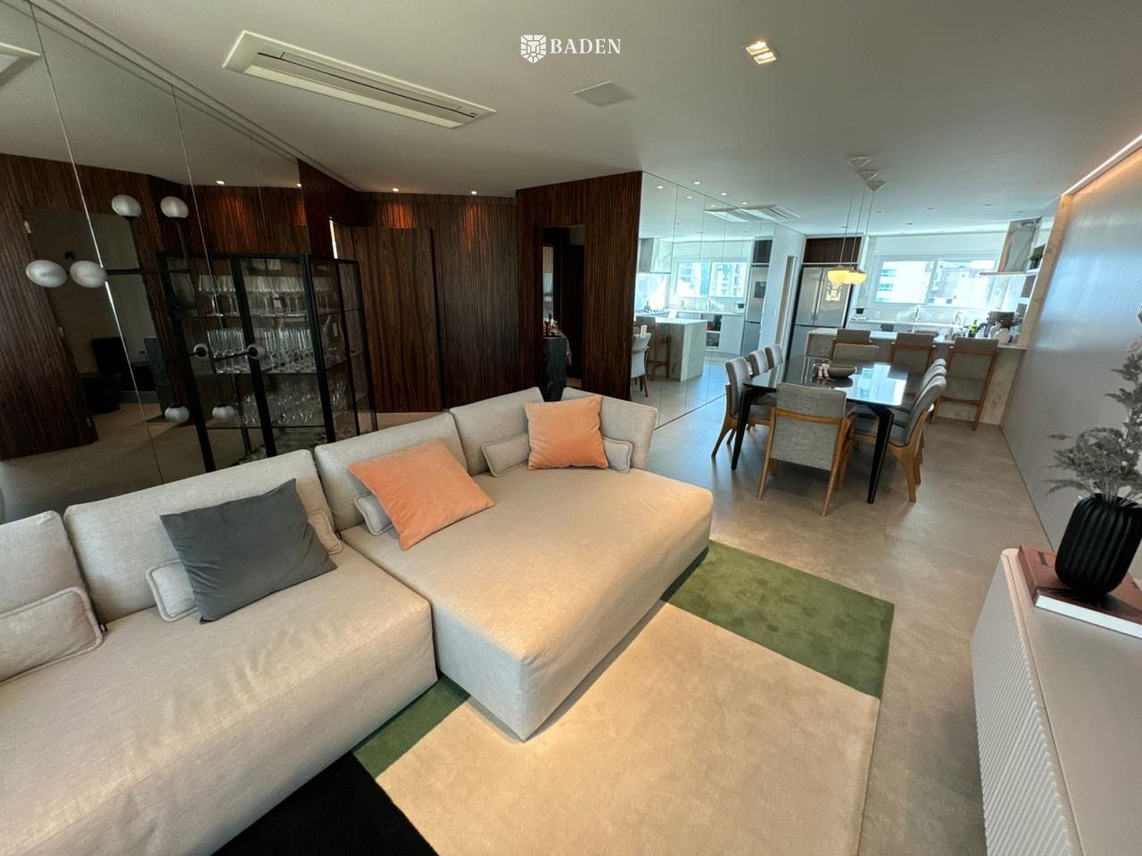 Apartamento, 3 quartos, 138 m² - Foto 1